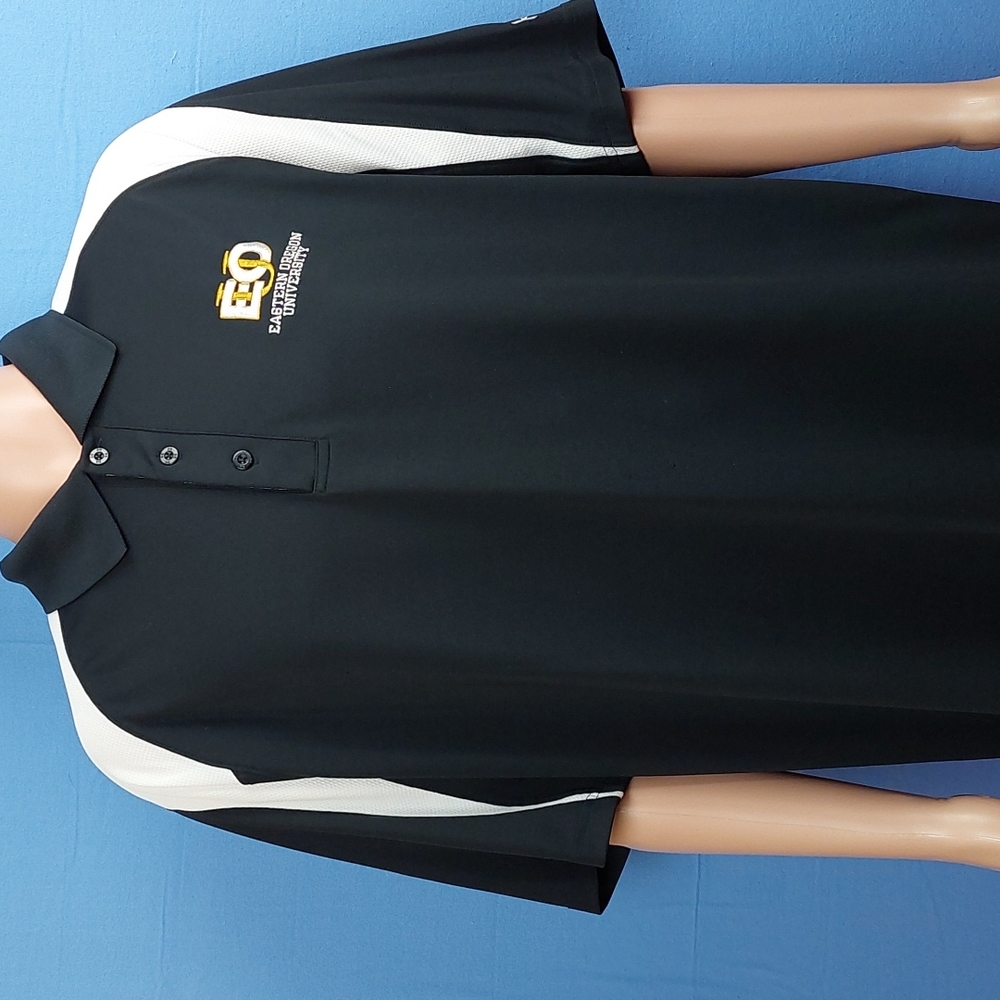 Men's polo